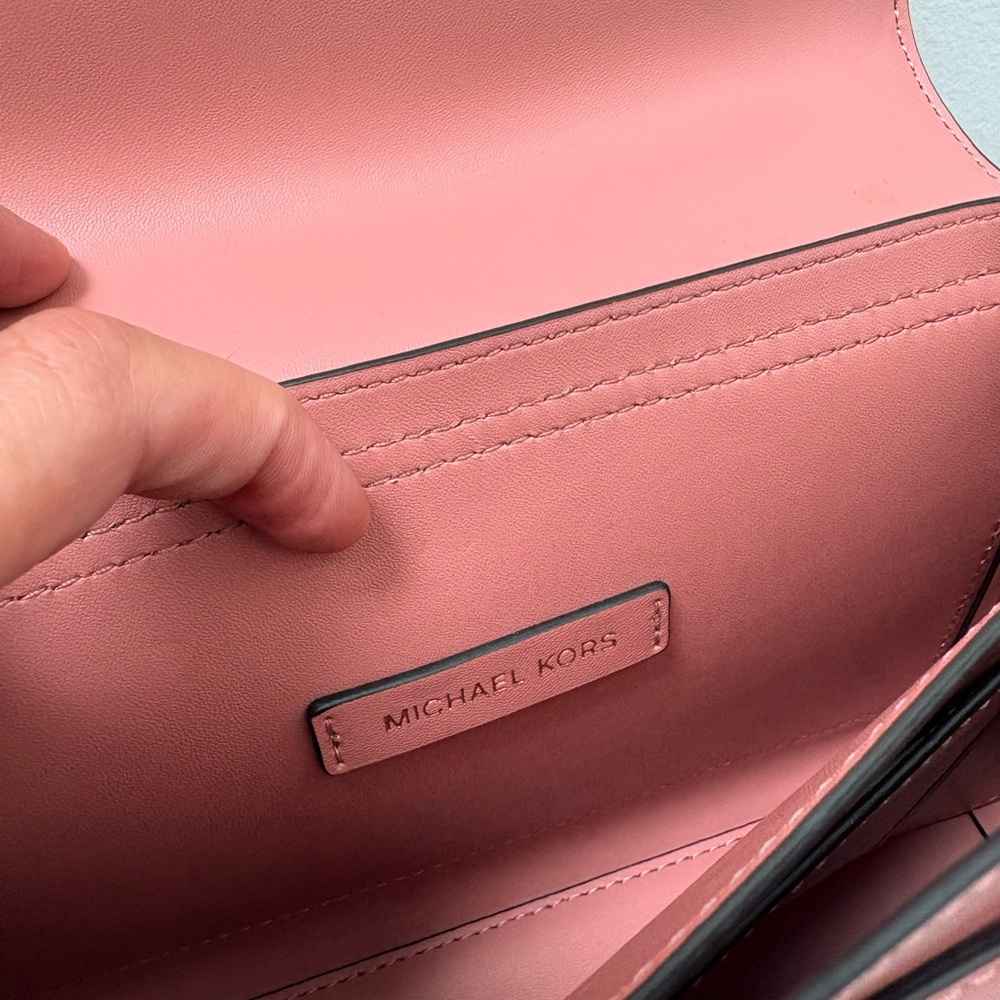 Michael Kors Rose Gold Chain Shoulder Bag - Picture 6 of 10